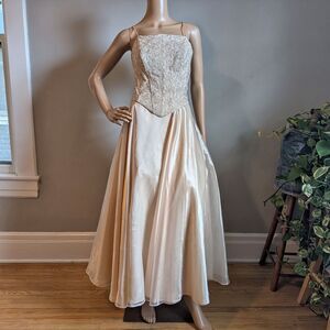 Vintage 90s Aspeed Ivory Prom Gown Filigree Maxi Dress Corset Size 11/12